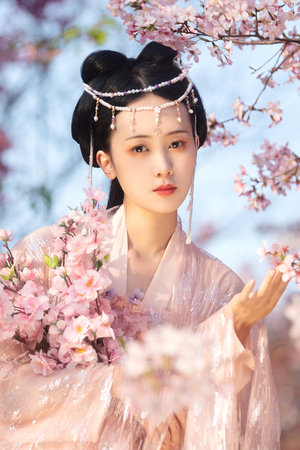 女同学让我爽了一晚上